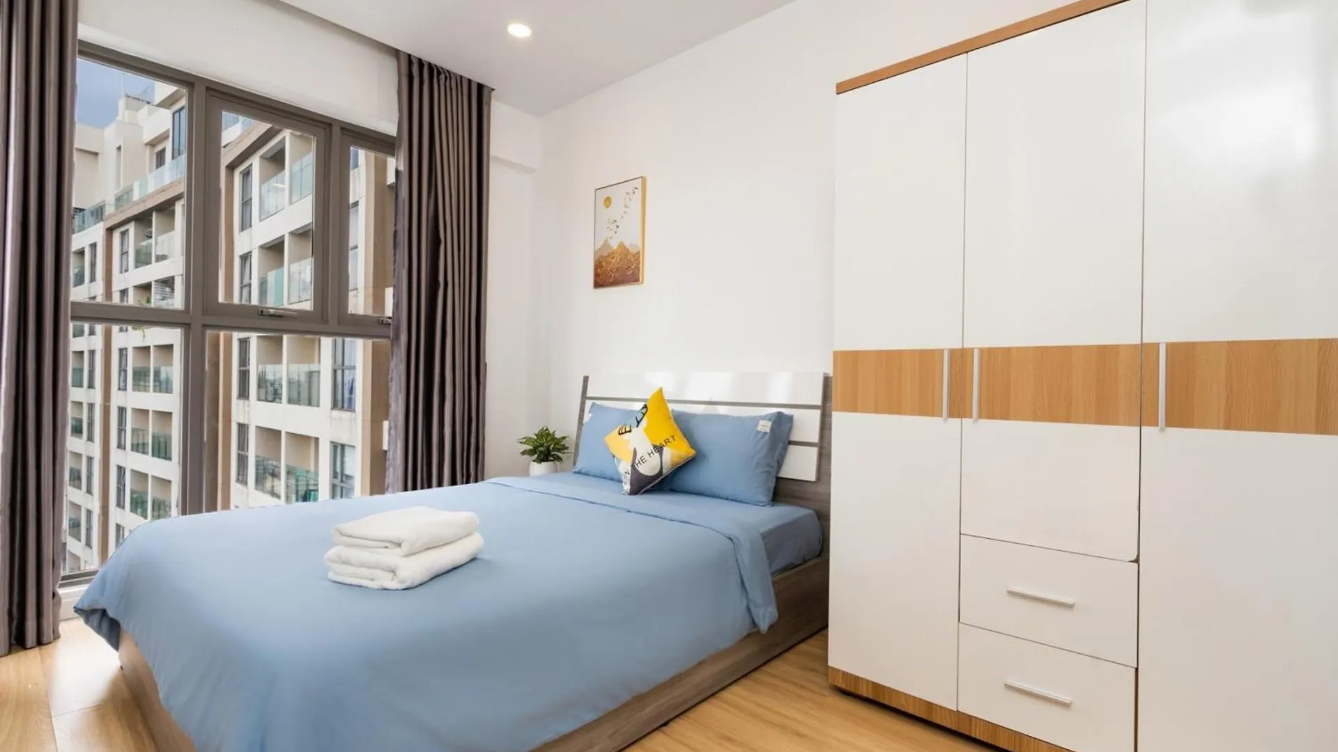 Modern Apartments In Rivergate
